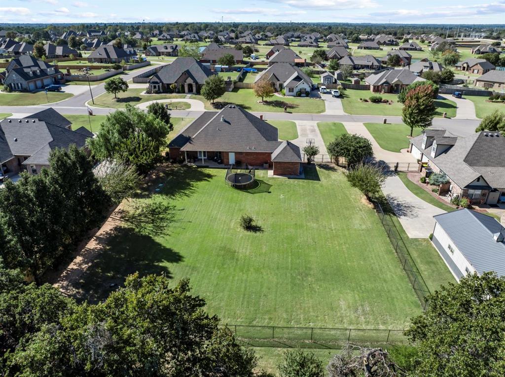 818 Silver Tree Drive