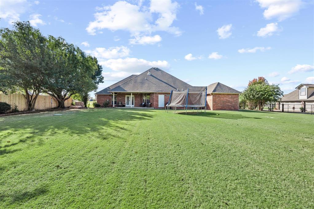 818 Silver Tree Drive