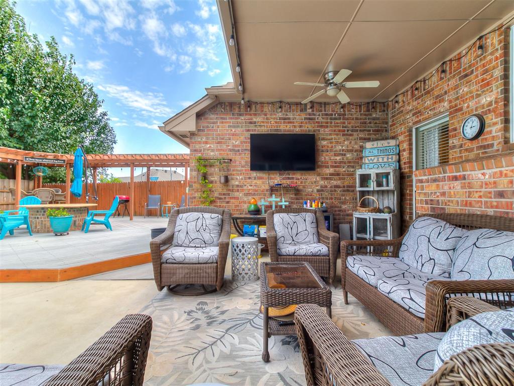 16008 Ledge Lane