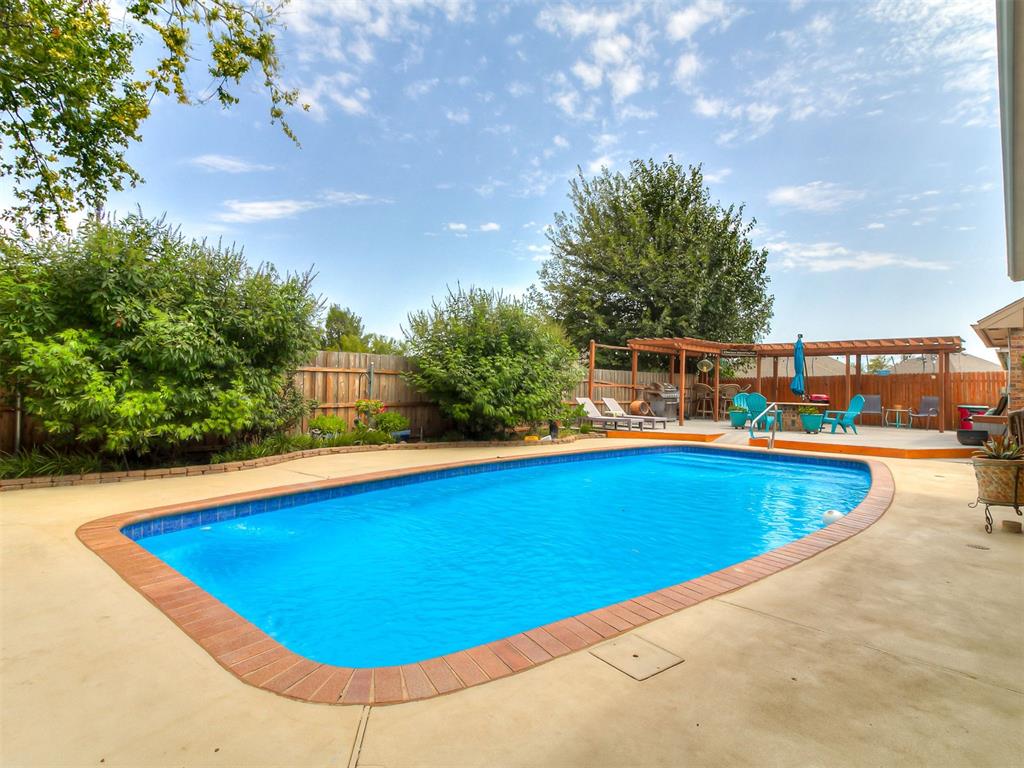 16008 Ledge Lane