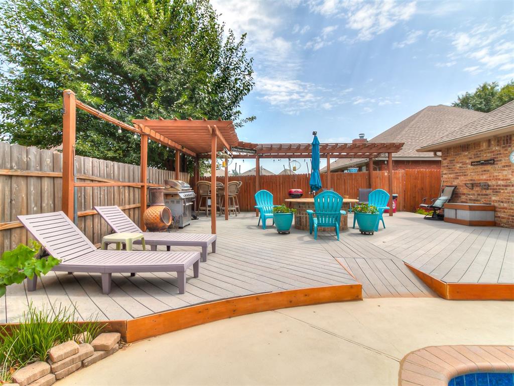 16008 Ledge Lane