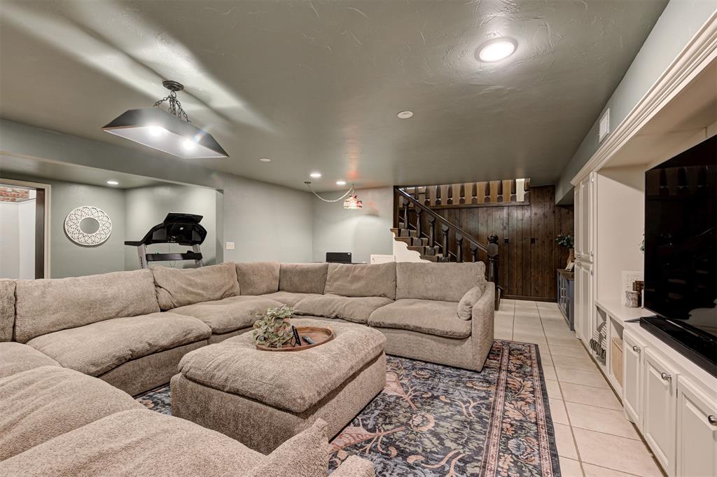 11250 Greenwood Drive