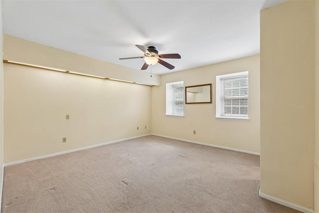 11323 N May Avenue Unit: B