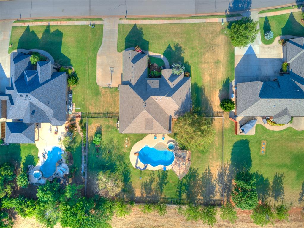22982 Crossfield Court