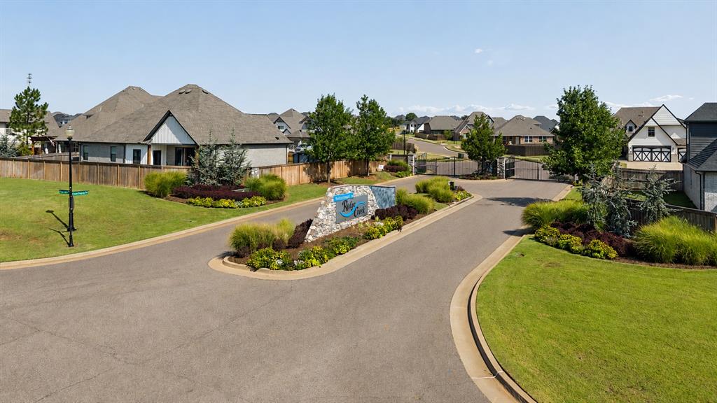 4300 Luke Lane