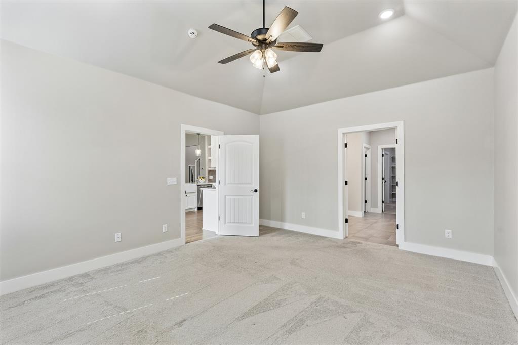4300 Luke Lane