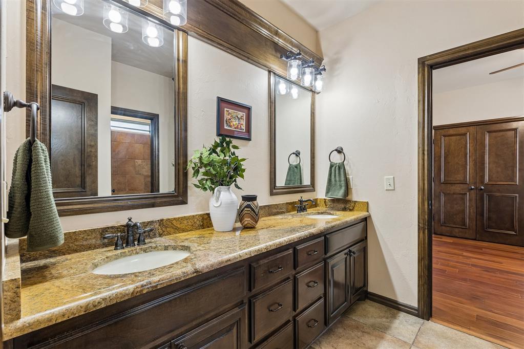 1401 Canyon Bridge Lane
