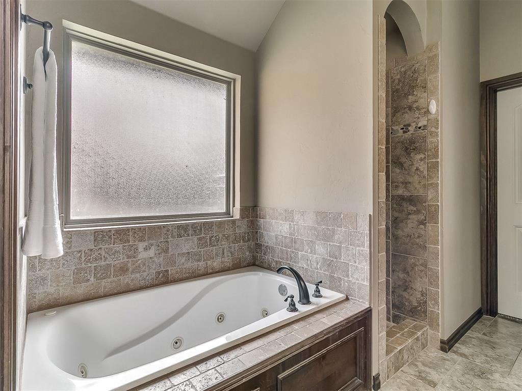 1001 Summerhill Drive