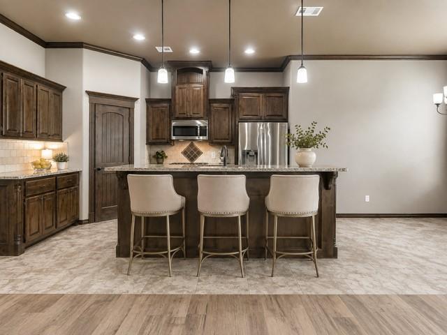 1001 Summerhill Drive