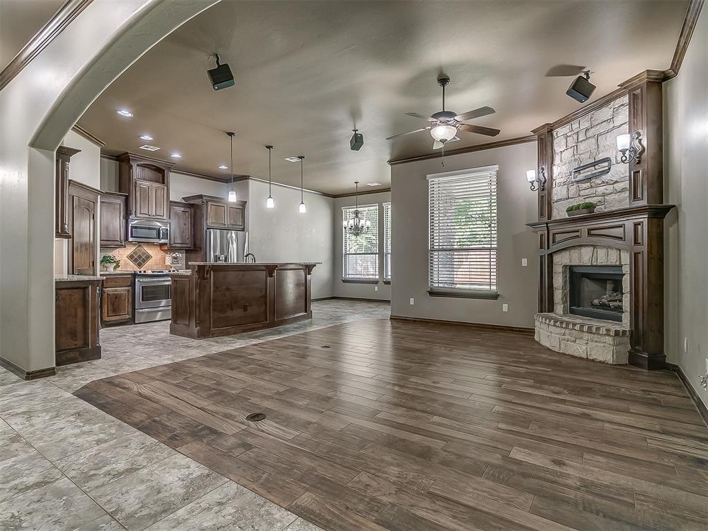1001 Summerhill Drive