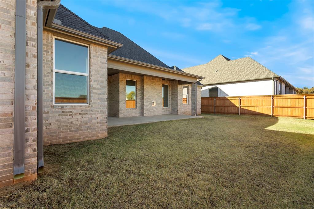 4008 Stone Briar Trail