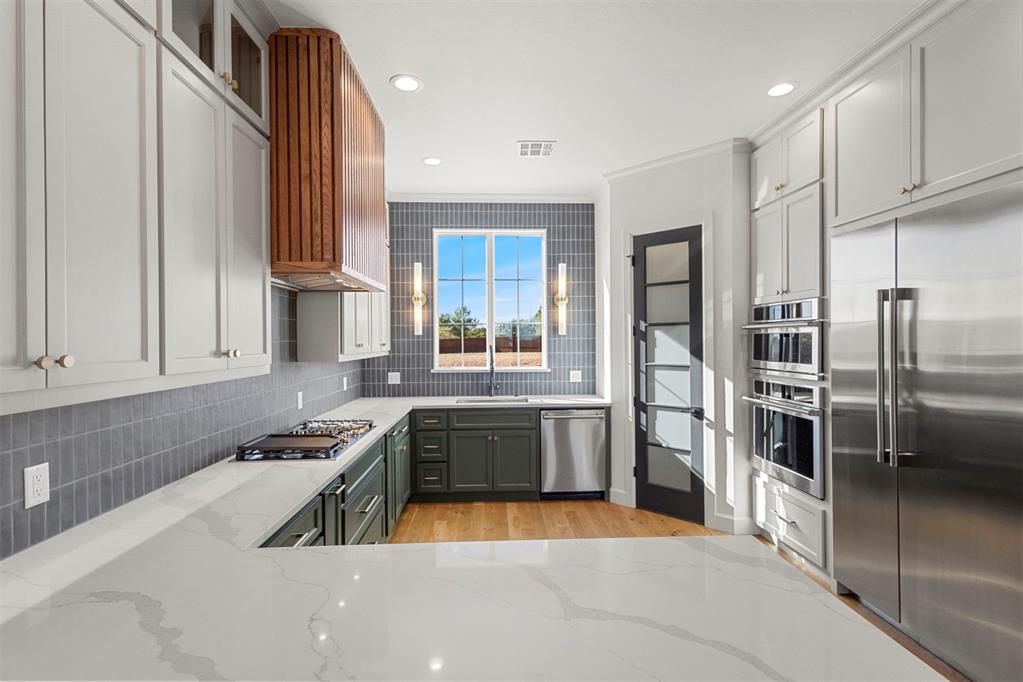 4008 Stone Briar Trail