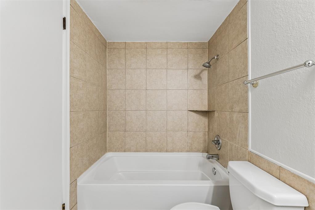 820 NW 137th Street