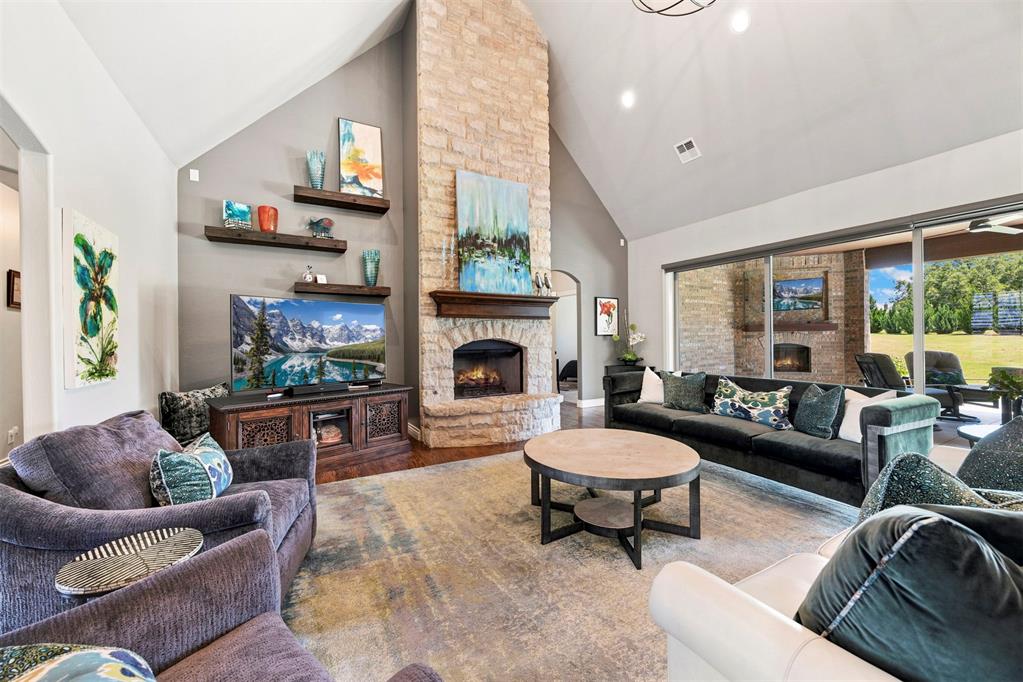 1116 Abberly Circle