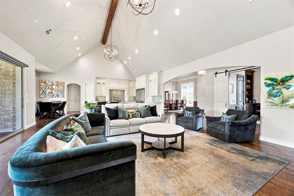 1116 Abberly Circle