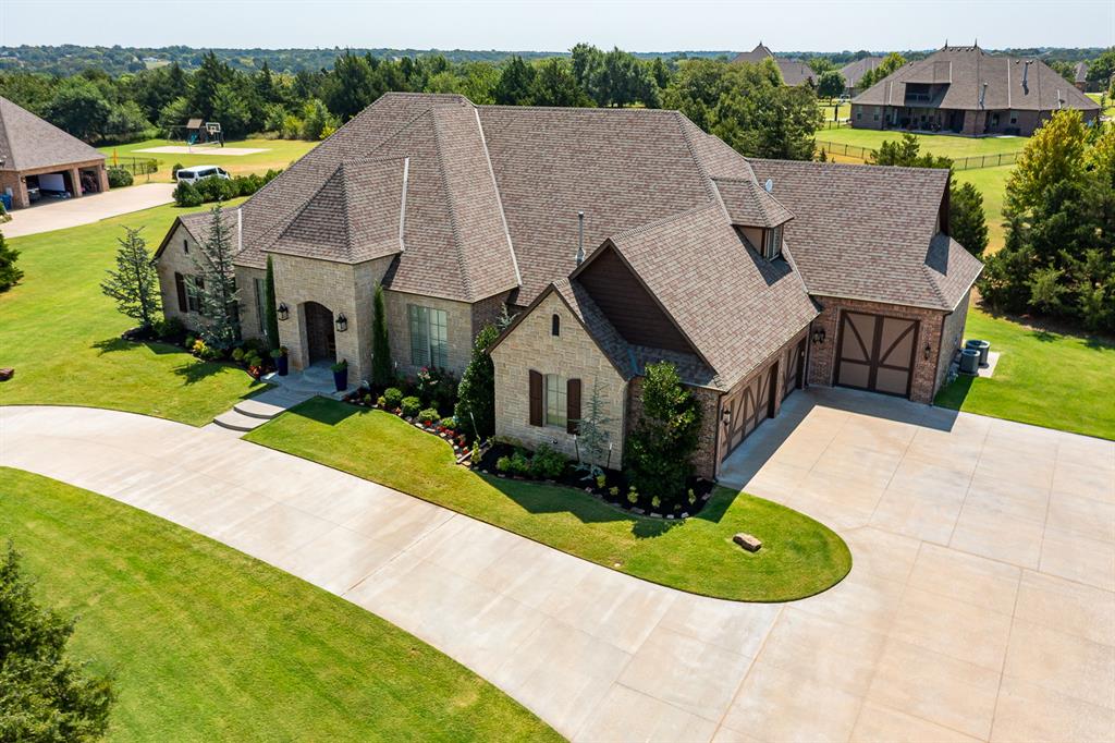 1116 Abberly Circle