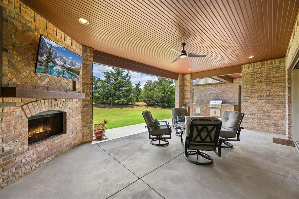 1116 Abberly Circle