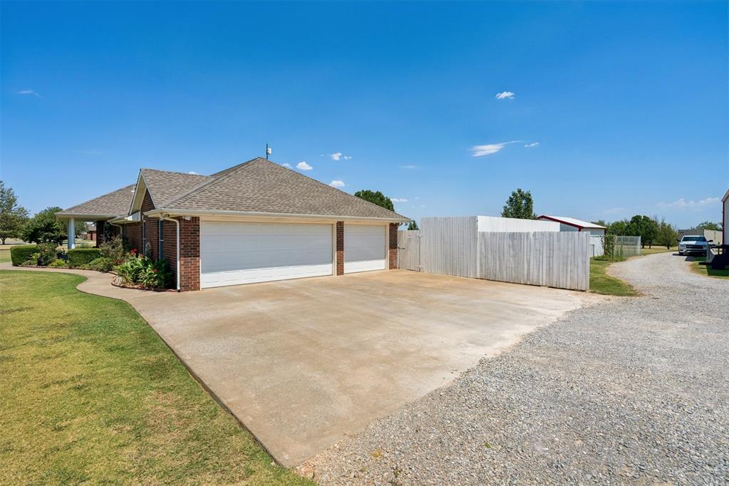 7414 High Meadows Lane