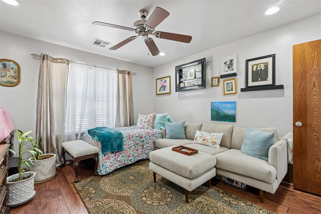 7414 High Meadows Lane