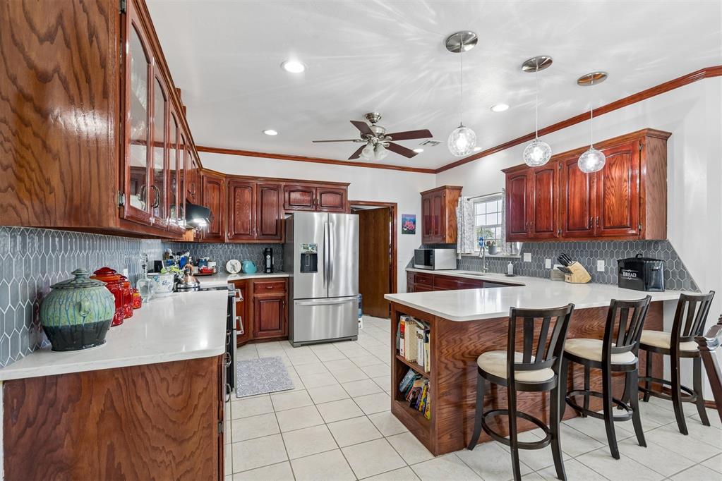 7414 High Meadows Lane