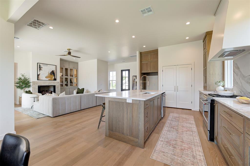 2432 Amante Court