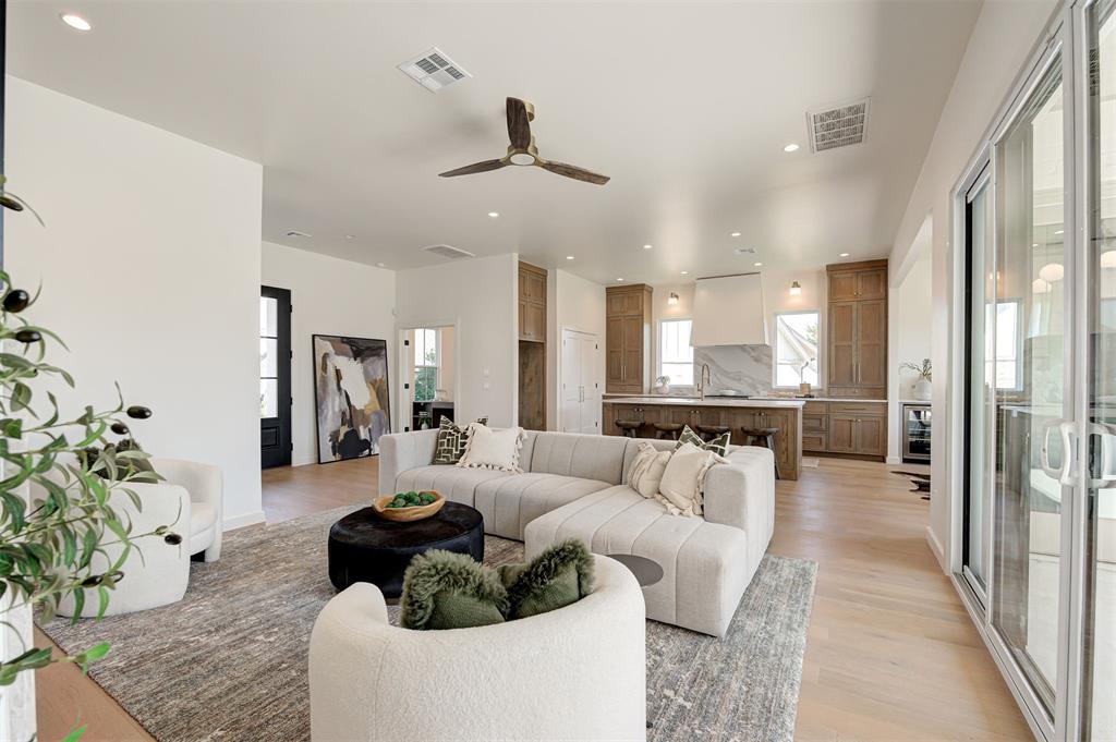 2432 Amante Court