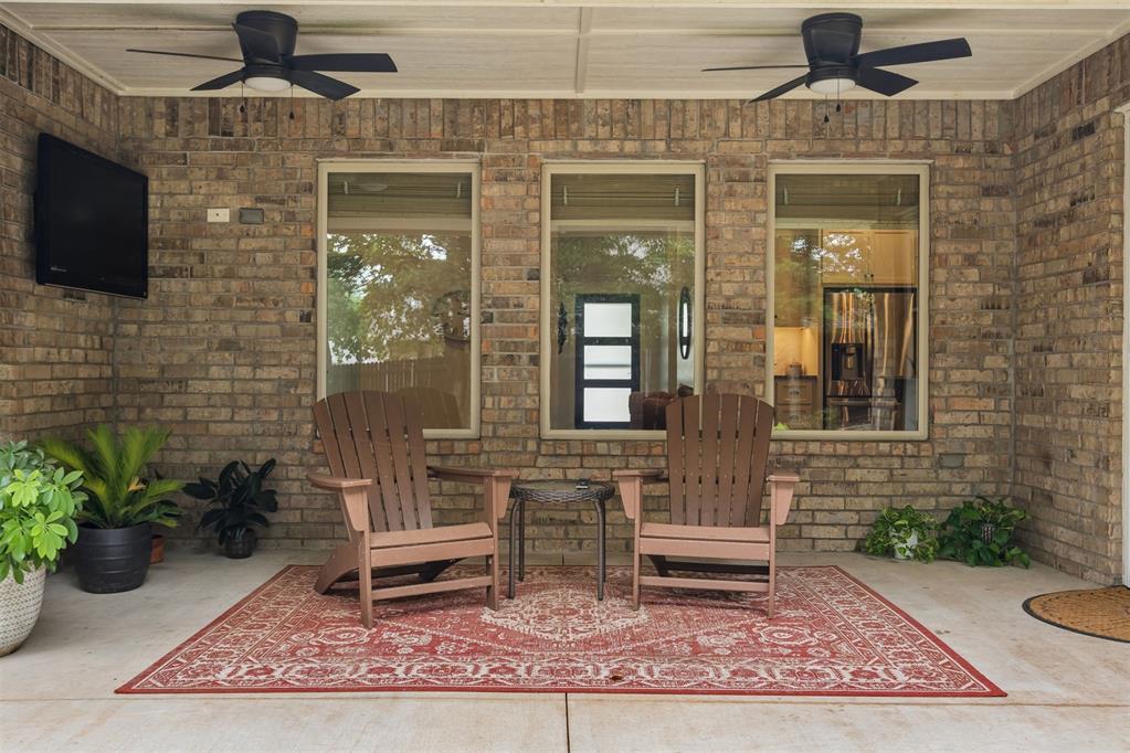 8008 Mimosa Drive