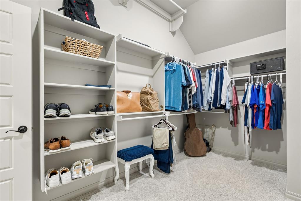8008 Mimosa Drive