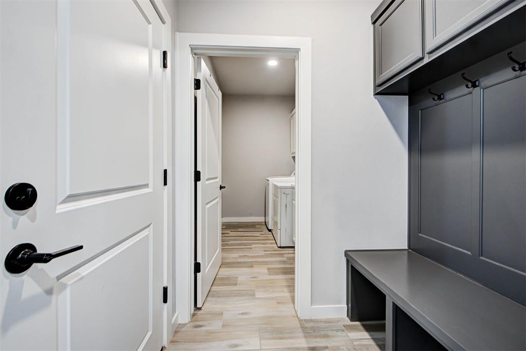 1206 La Vista Lane