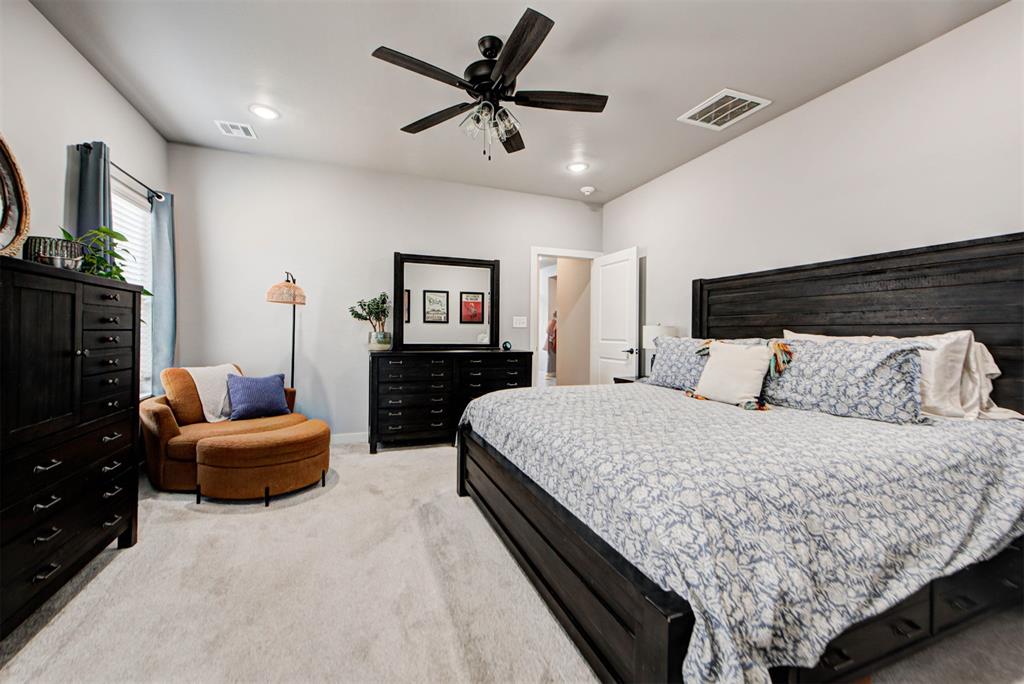 1206 La Vista Lane