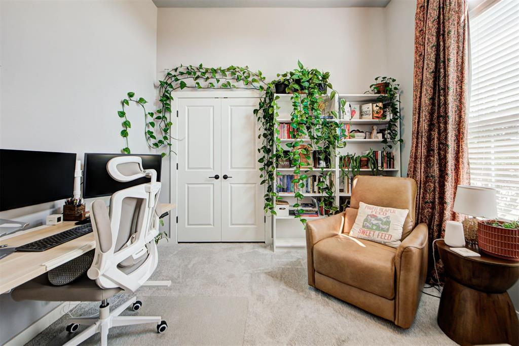 1206 La Vista Lane