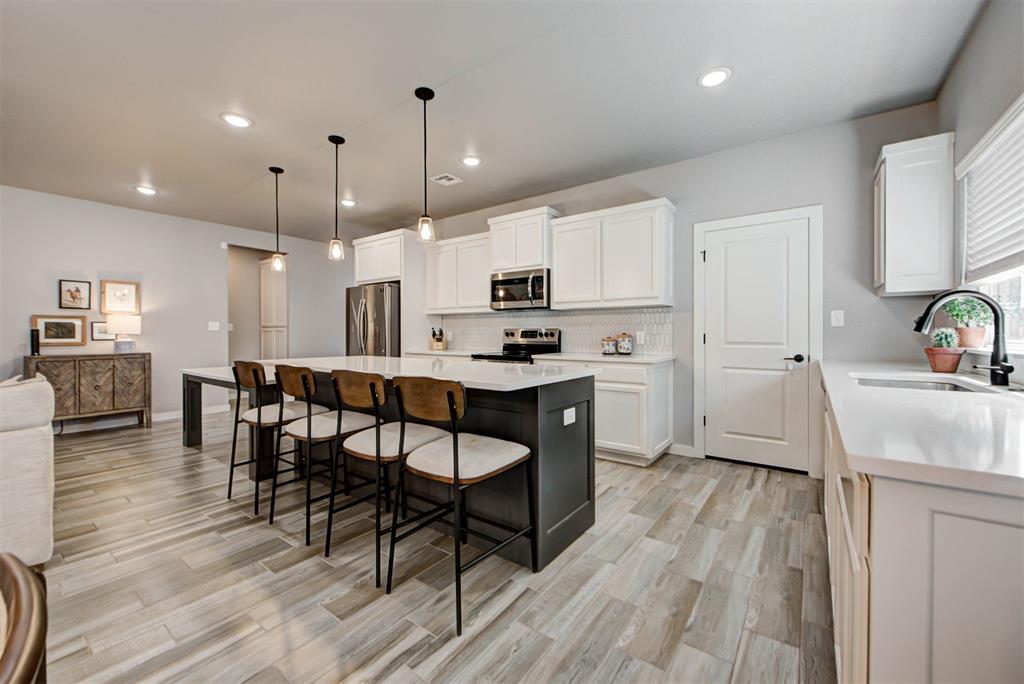 1206 La Vista Lane