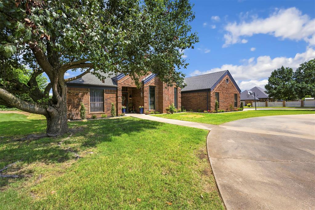 1316 Windsor Place