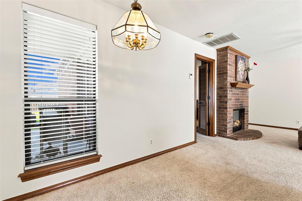 1316 Windsor Place