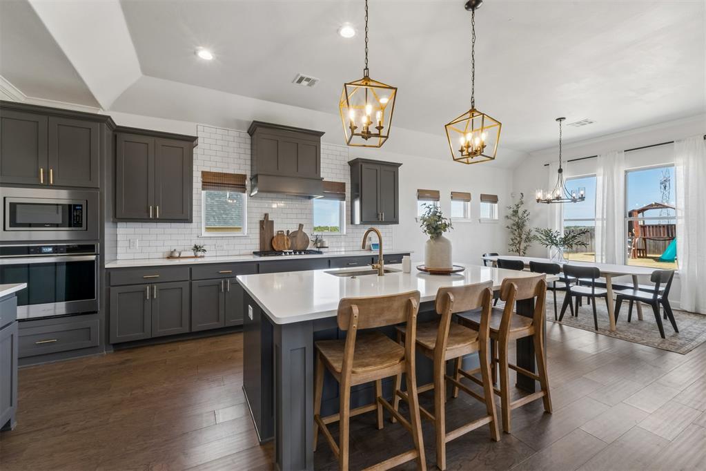 8601 Maple Creek Road
