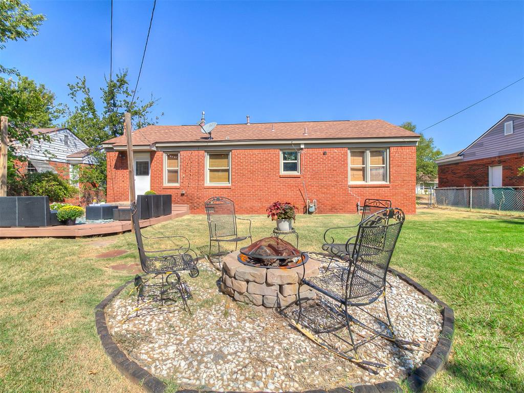 3020 W Fairfield Avenue