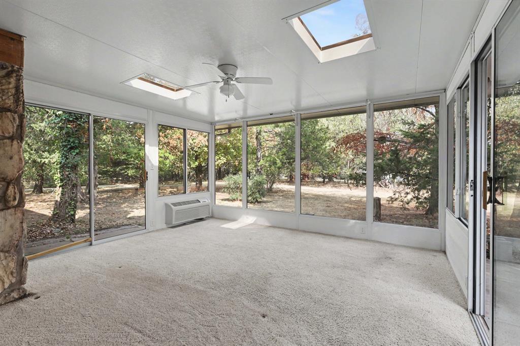 3905 Green Oaks Way