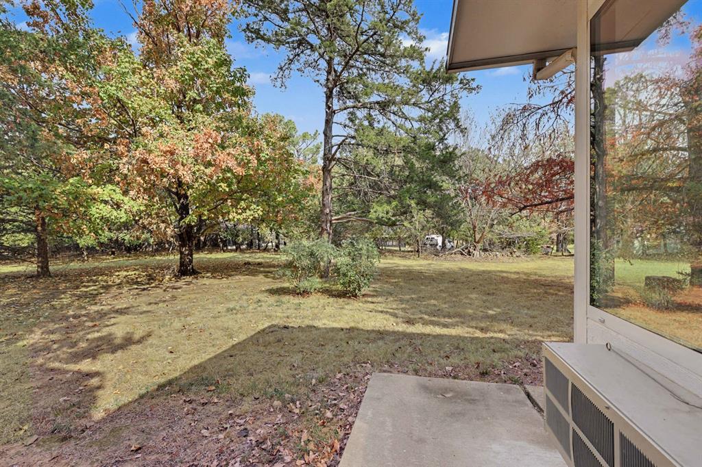 3905 Green Oaks Way
