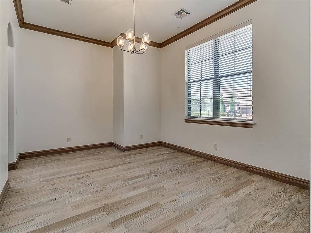 3209 Silvercliffe Court
