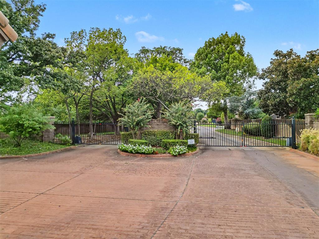 2801 Verona Court