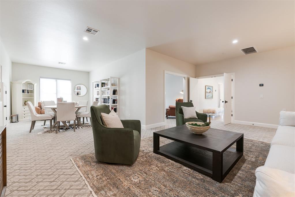 15628 Woodleaf Lane