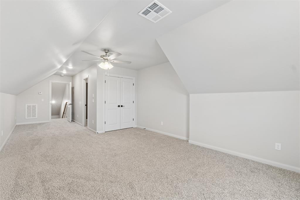 2132 Santa Monica Street