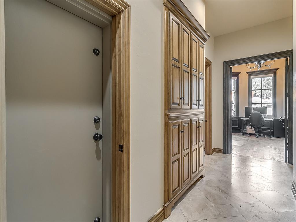 1108 Shadow Wood Drive