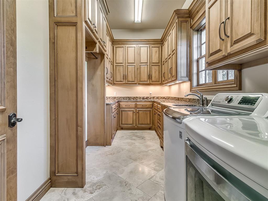 1108 Shadow Wood Drive