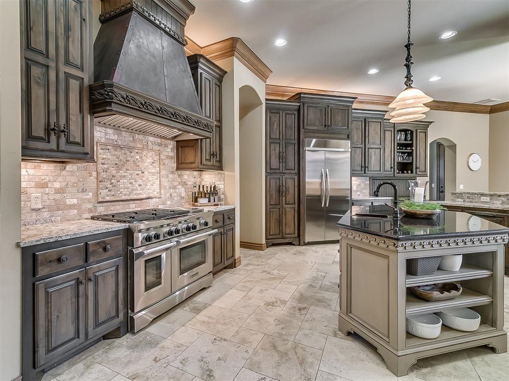 1108 Shadow Wood Drive