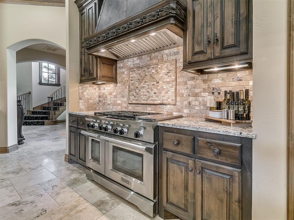 1108 Shadow Wood Drive