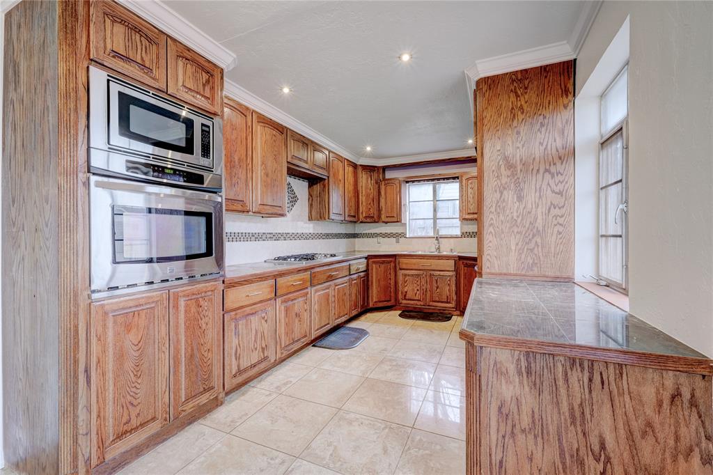 1501 Carlisle Court