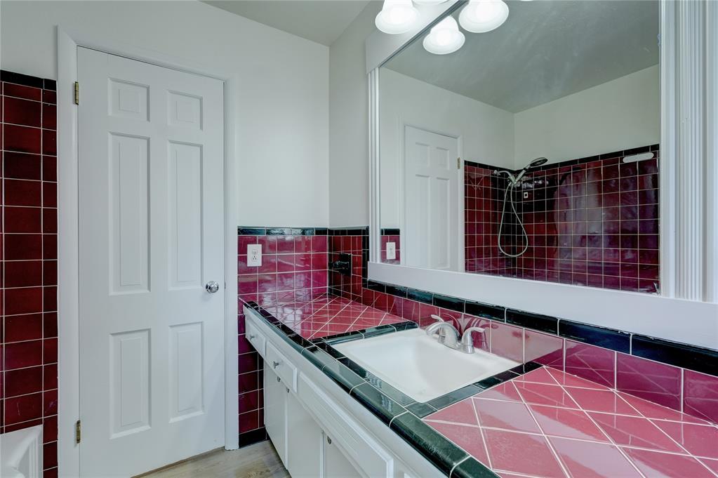 1501 Carlisle Court