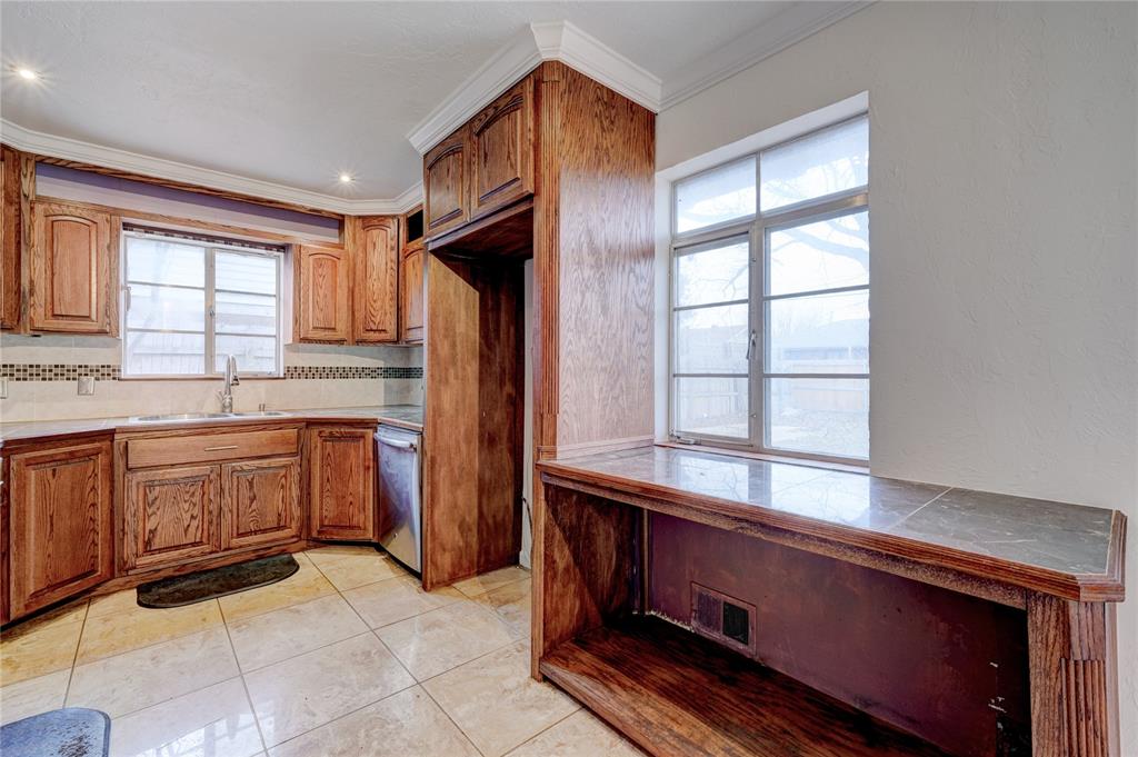 1501 Carlisle Court
