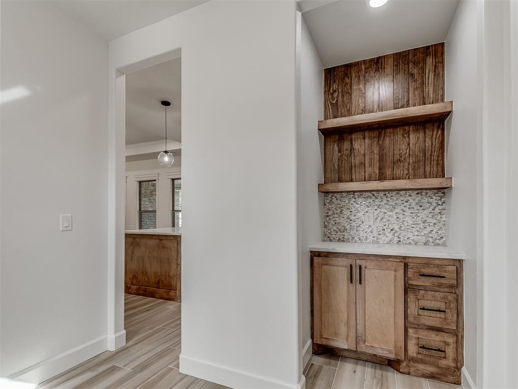 8160 N Sacred Forest